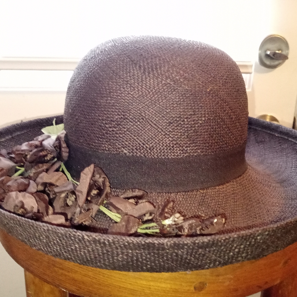 Vintage Brown Hat. Liz Claiborne. Brand new